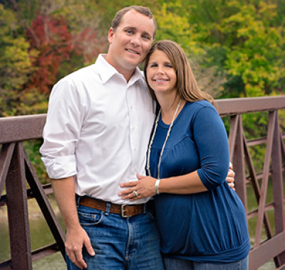 man-and-woman-that-focus-on-nutrition-400x380